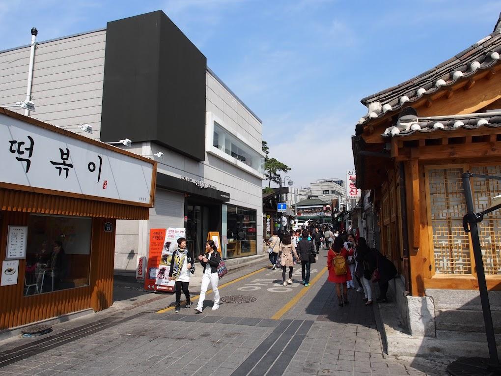 Korean-walkingstreet-18